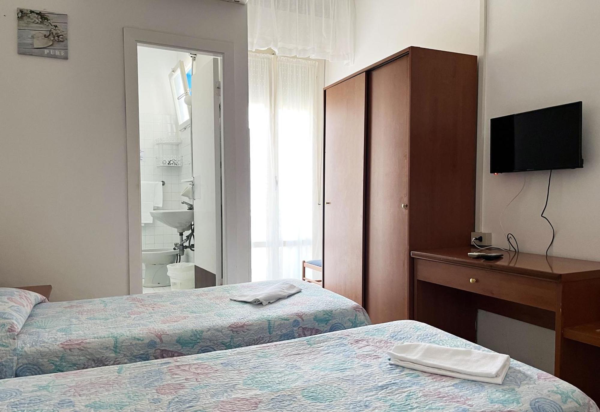Caravan Hotel Pesaro